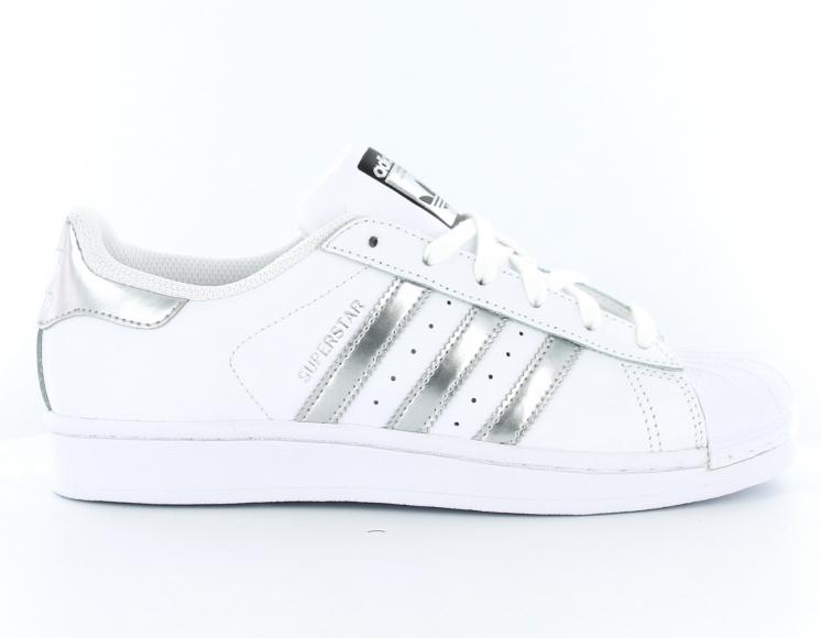 adidas superstar femme blanche et bleu